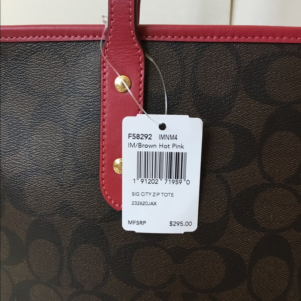 🌷Coach City ZIP Tote In Signature NWT. - Picture 7 of 8